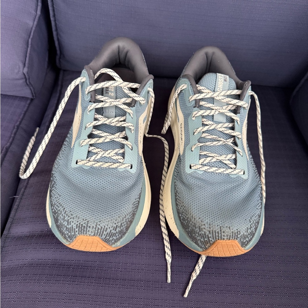 Brooks Ghost Max 2